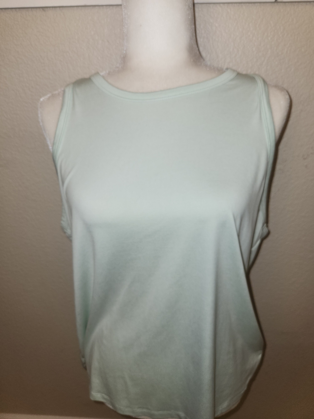 Fabletics Light Mint Scoop Neck Tank Top